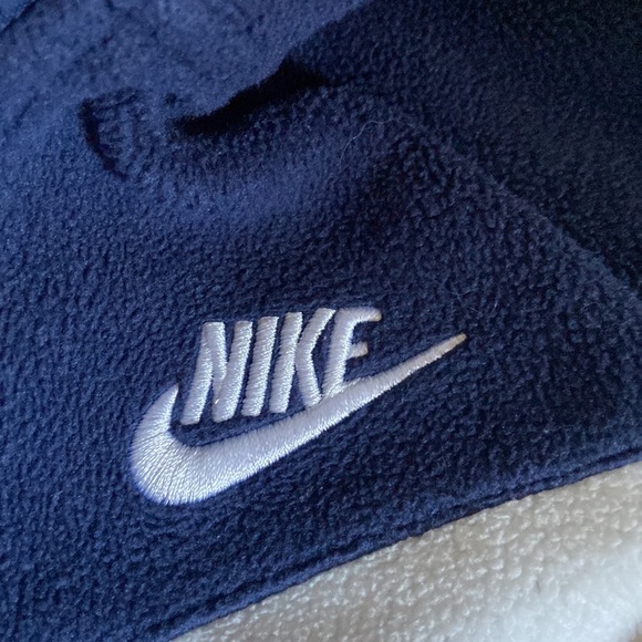 Nike pullover - Picture 3 of 5